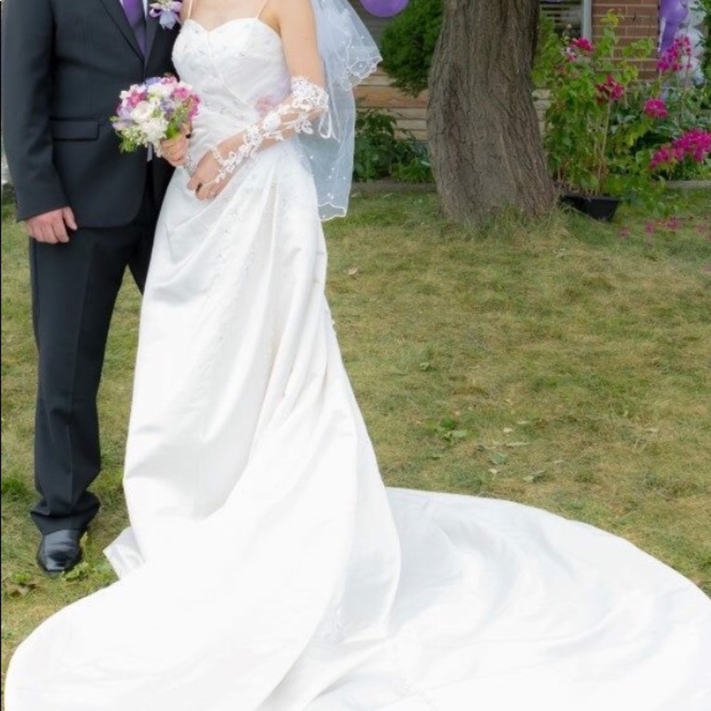 Wedding dress